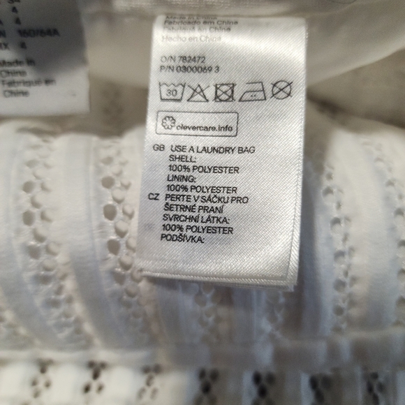 H&M White A-Line Skirt Lace/Eyelet Size 4 - Picture 5 of 10